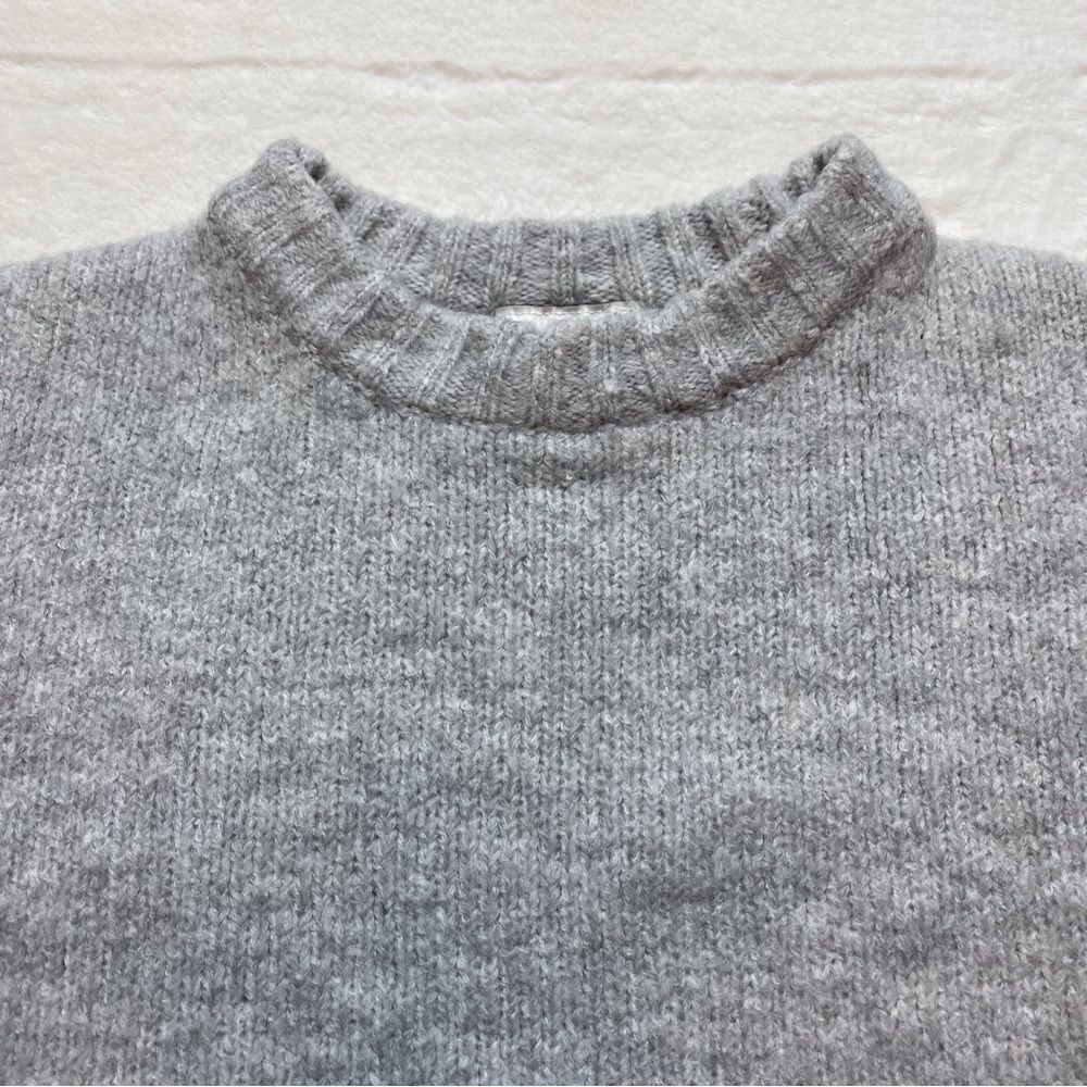 TopShop Gray Crew Neck Long Sleeve Sweater Size 2 - Picture 6 of 10